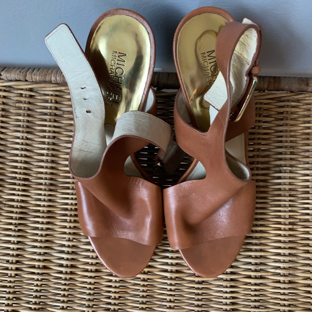 Michael kors brown leather wedges